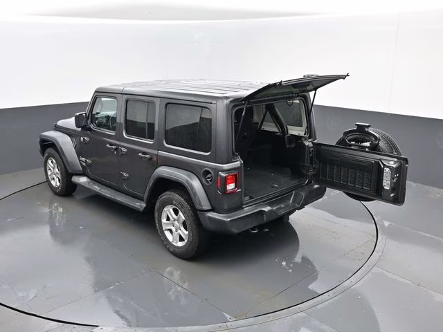 2019 Granite Crystal Metallic Clearcoat Jeep Wrangler Unlimited Sport S 4X4 SUV