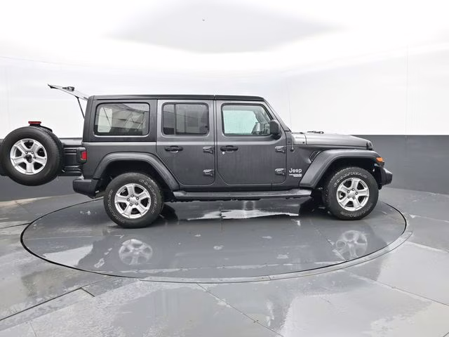 2019 Granite Crystal Metallic Clearcoat Jeep Wrangler Unlimited Sport S 4X4 SUV