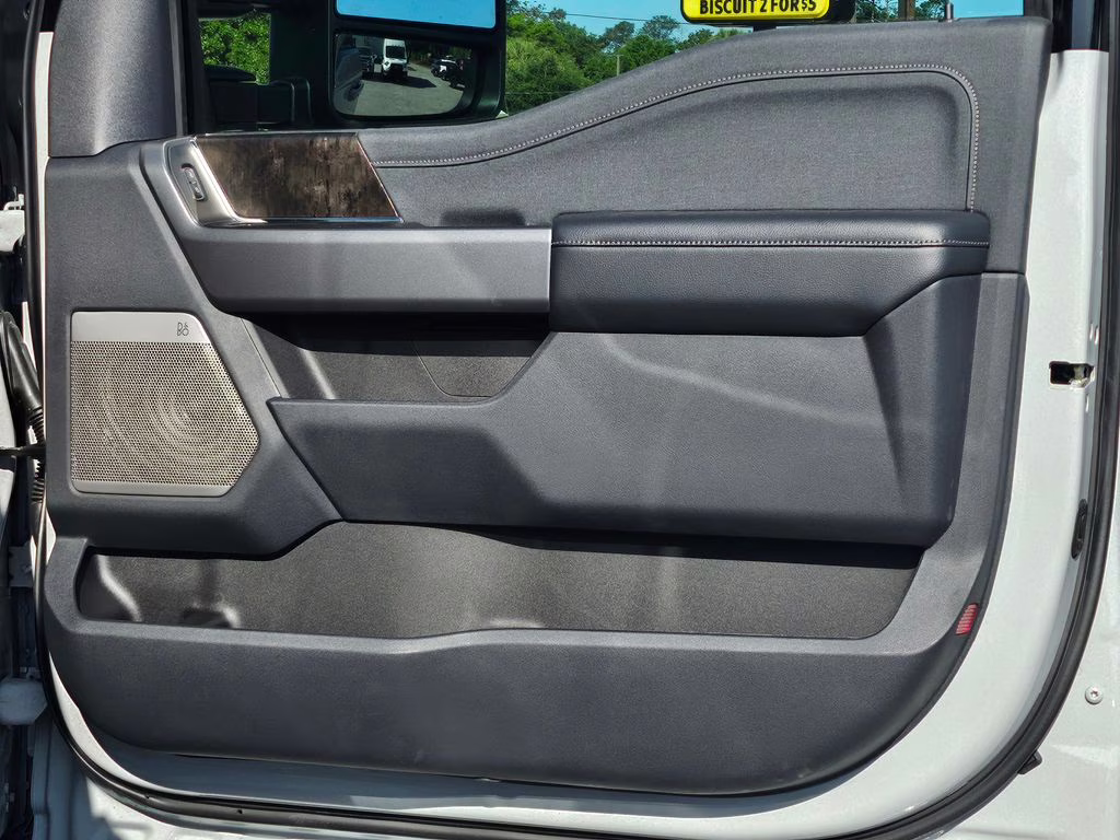 2026 Avalanche Ford Super Duty F-250 SRW Lariat 4X4 Truck