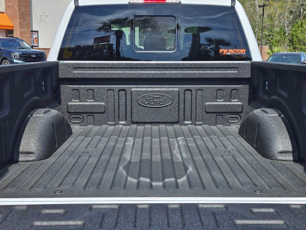 2026 Oxford White Ford F-150 Lariat 4X4 Truck