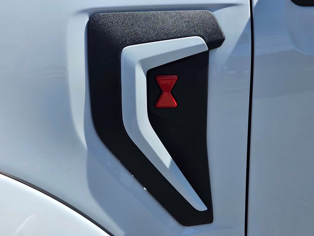 2026 Oxford White Ford F-150 Lariat 4X4 Truck