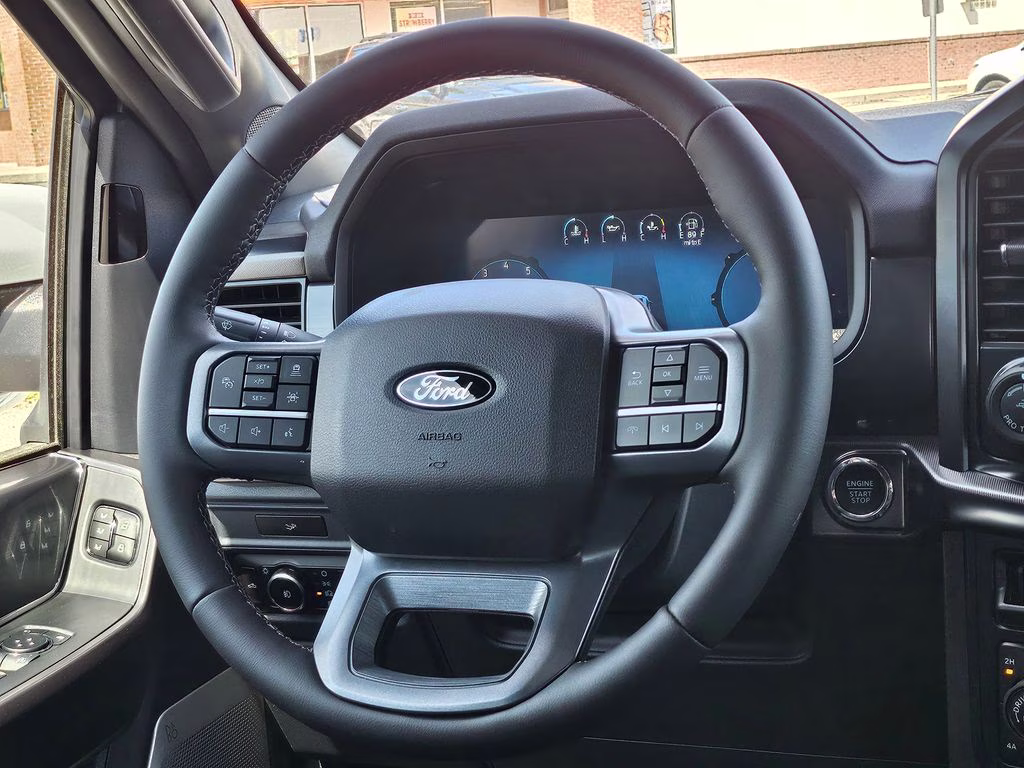 2026 Oxford White Ford F-150 Lariat 4X4 Truck
