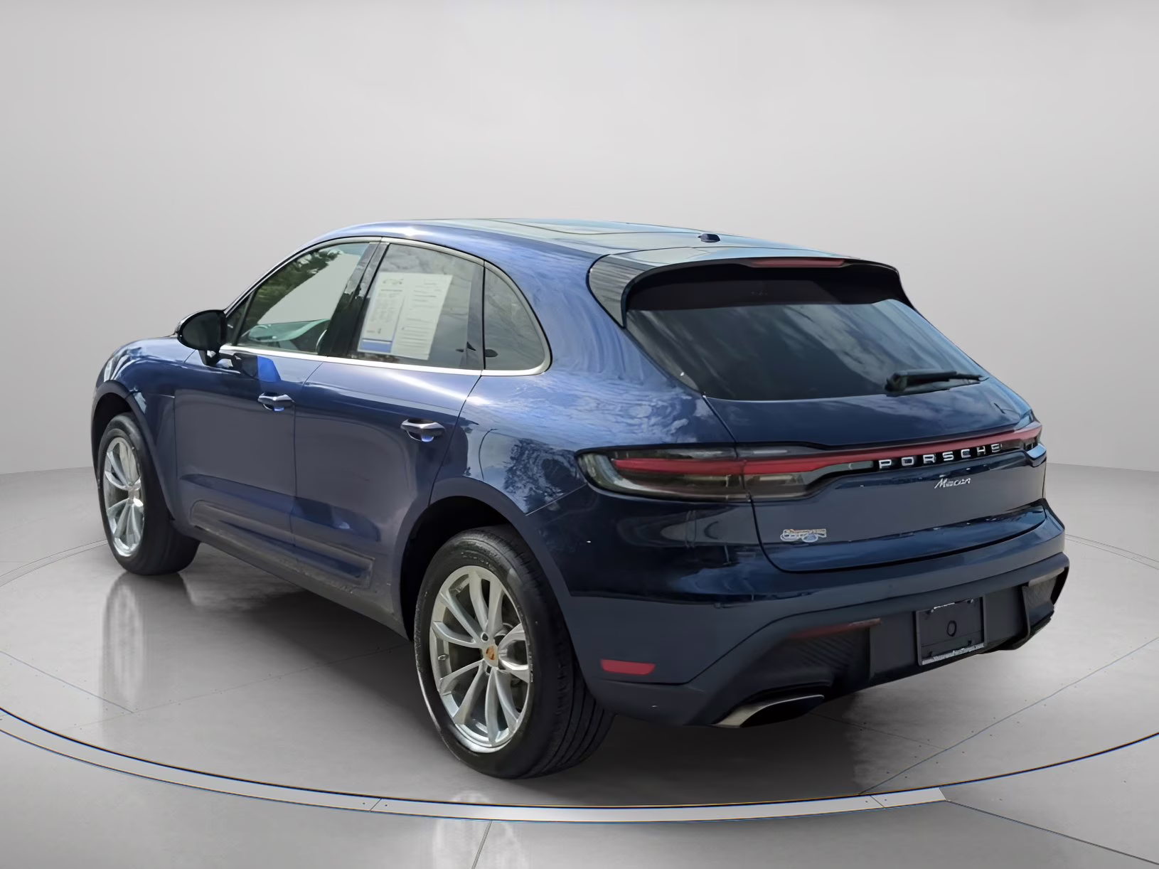 2024 Gentian Blue Metallic Porsche Macan AWD SUV