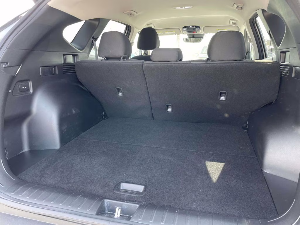 2026 Shimmering Silver Hyundai Tucson SEL AWD SUV