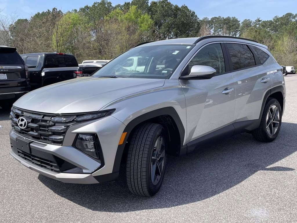 2026 Shimmering Silver Hyundai Tucson SEL AWD SUV