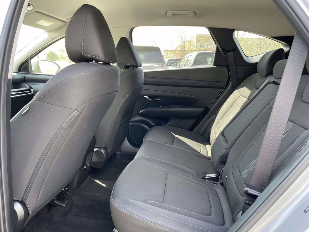 2026 Shimmering Silver Hyundai Tucson SEL AWD SUV