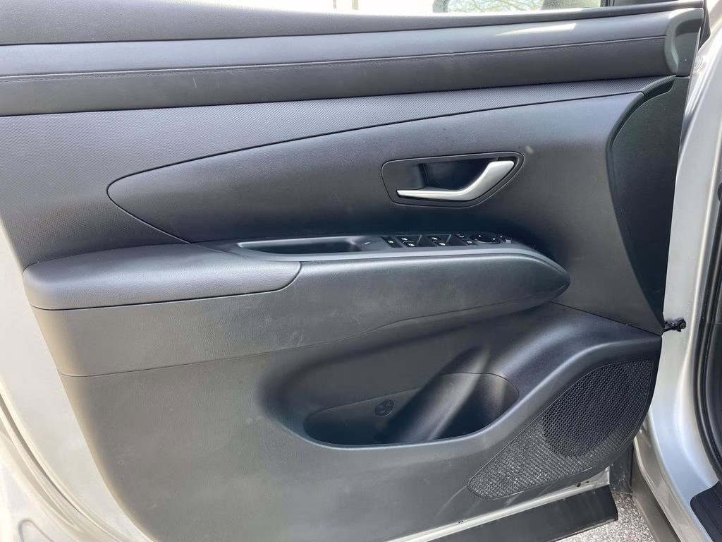 2026 Shimmering Silver Hyundai Tucson SEL AWD SUV