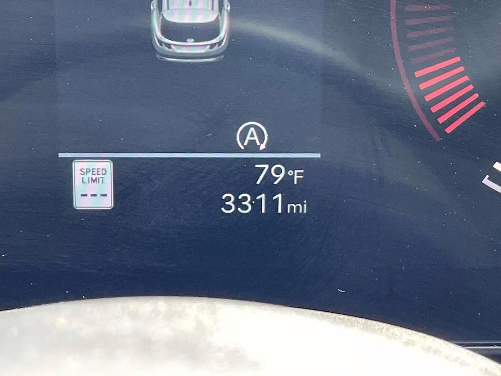 2026 Shimmering Silver Hyundai Tucson SEL AWD SUV