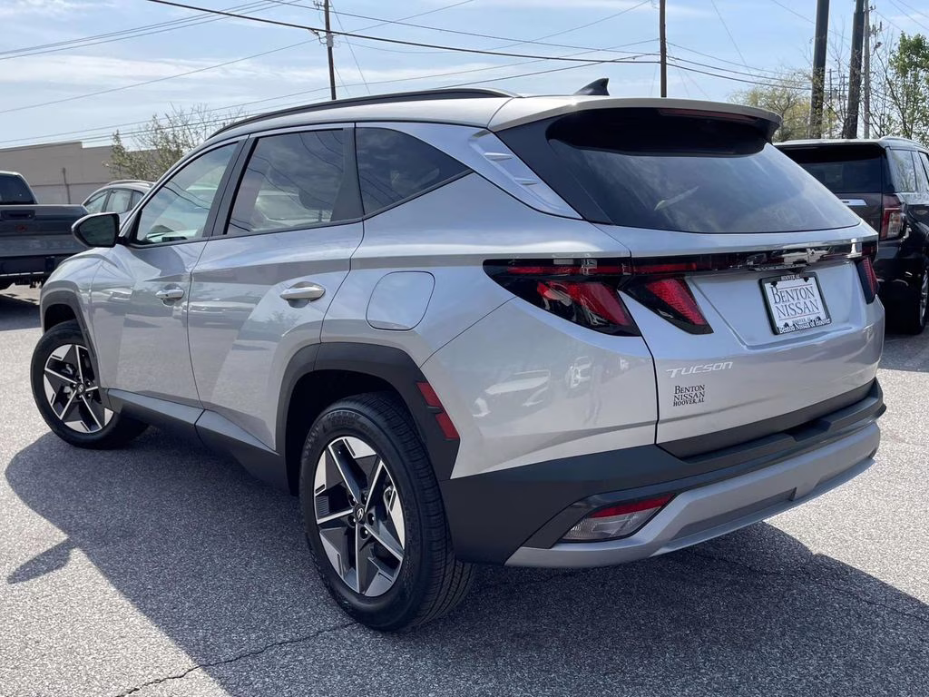 2026 Shimmering Silver Hyundai Tucson SEL AWD SUV