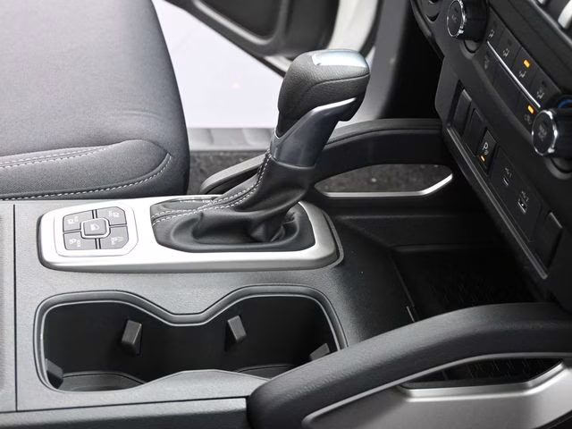 2026 Glacier White Nissan Frontier SV 4X4 Truck