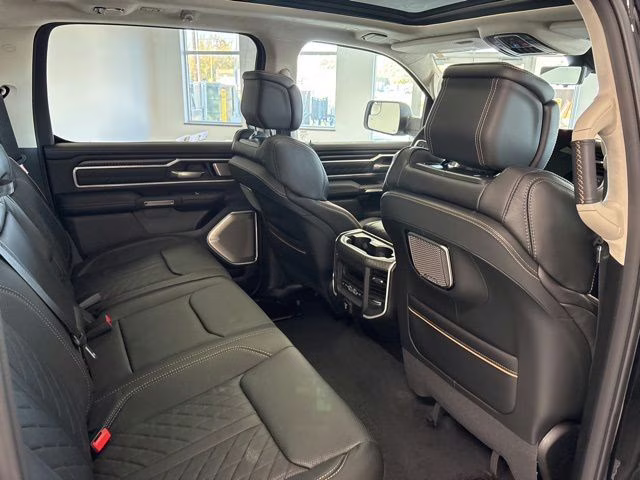 2026 Diamond Black Crystal Pearlcoat Ram 1500 Tungsten 4X4 Truck