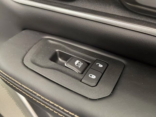 2026 Diamond Black Crystal Pearlcoat Ram 1500 Tungsten 4X4 Truck