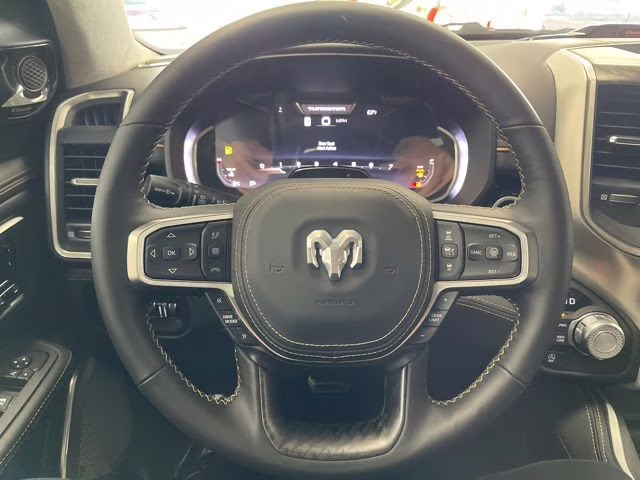 2026 Diamond Black Crystal Pearlcoat Ram 1500 Tungsten 4X4 Truck