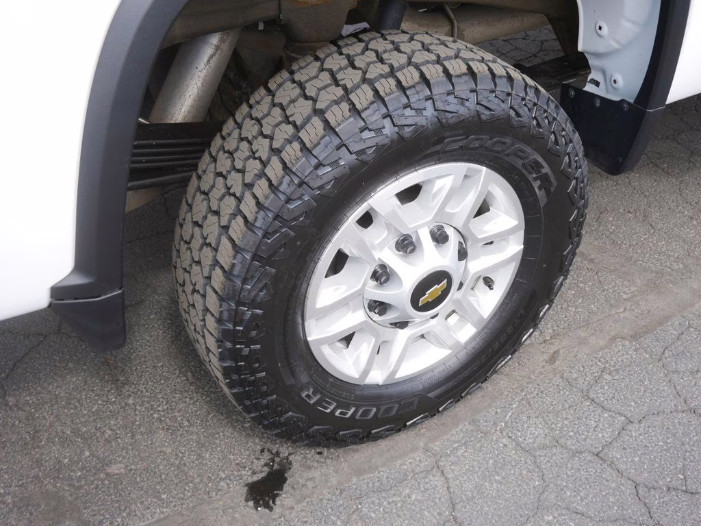 2025 Summit White Chevrolet Silverado 2500HD LT 4X4 Truck