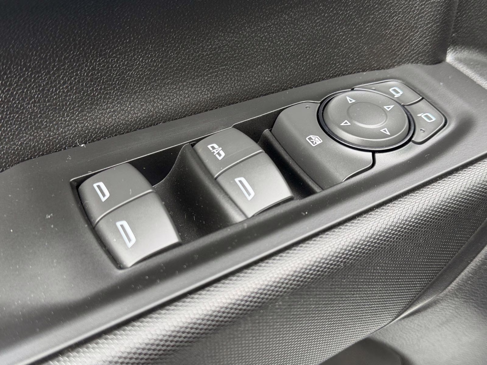 2025 Summit White Chevrolet Silverado 1500 WT 4X4 Truck