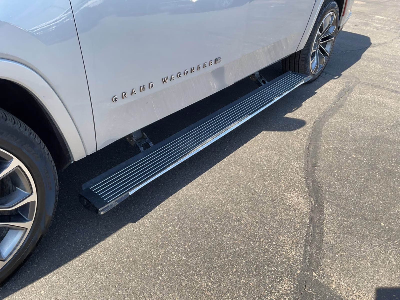 2025 Silver Zynith Jeep Grand Wagoneer L Series III 4X4 SUV