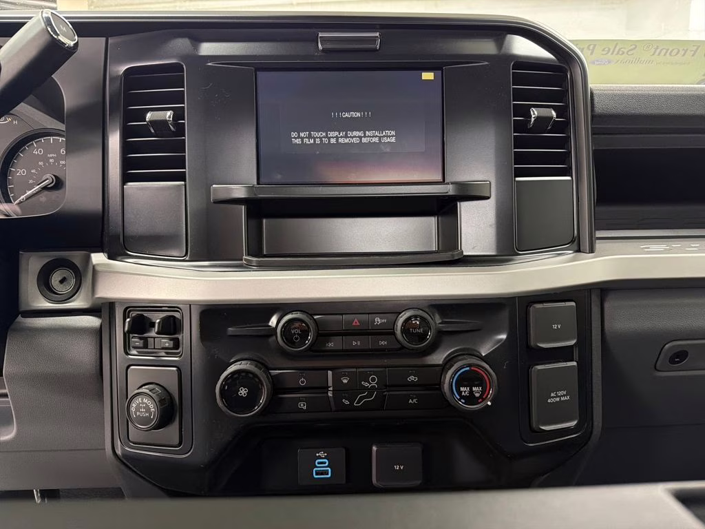 2026 OXFORD WHITE Ford Super Duty F-250 SRW XL RWD Truck