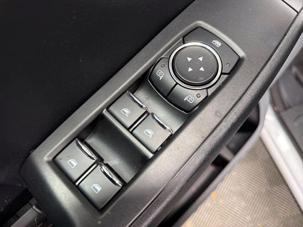 2026 OXFORD WHITE Ford Super Duty F-250 SRW XL RWD Truck