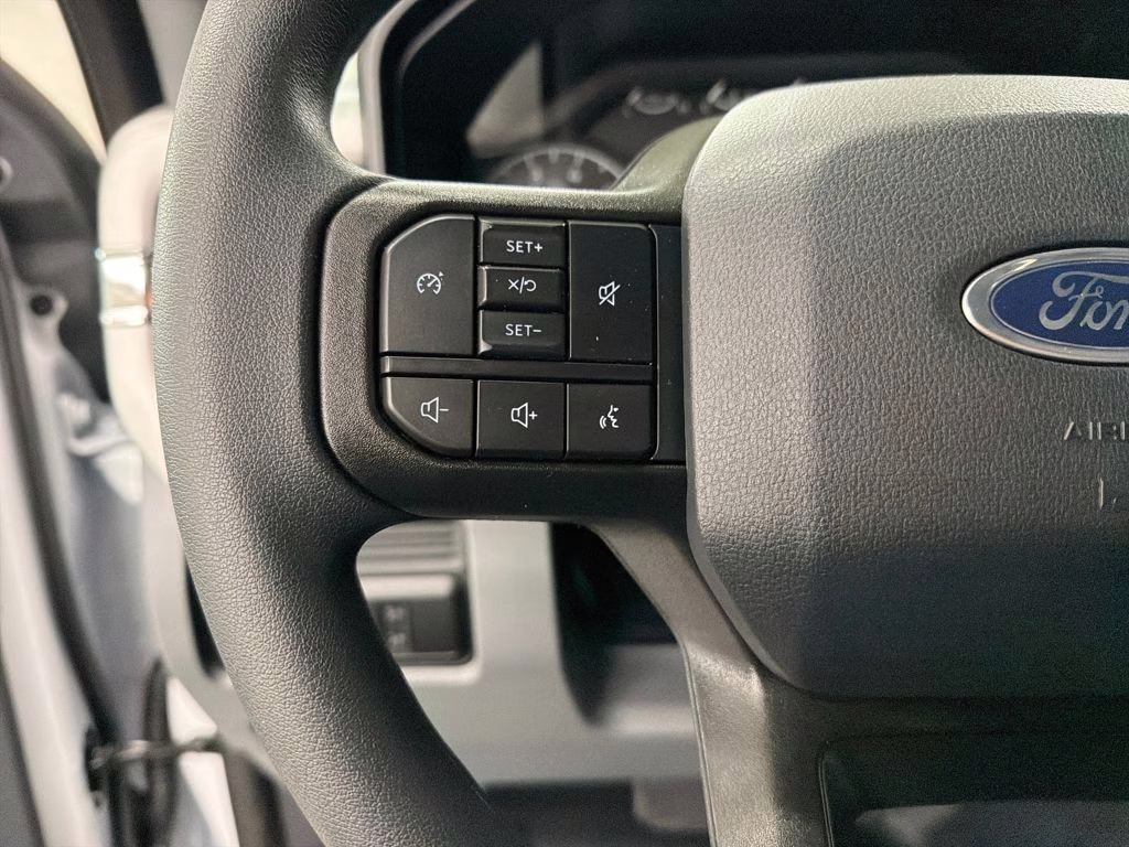 2026 OXFORD WHITE Ford Super Duty F-250 SRW XL RWD Truck