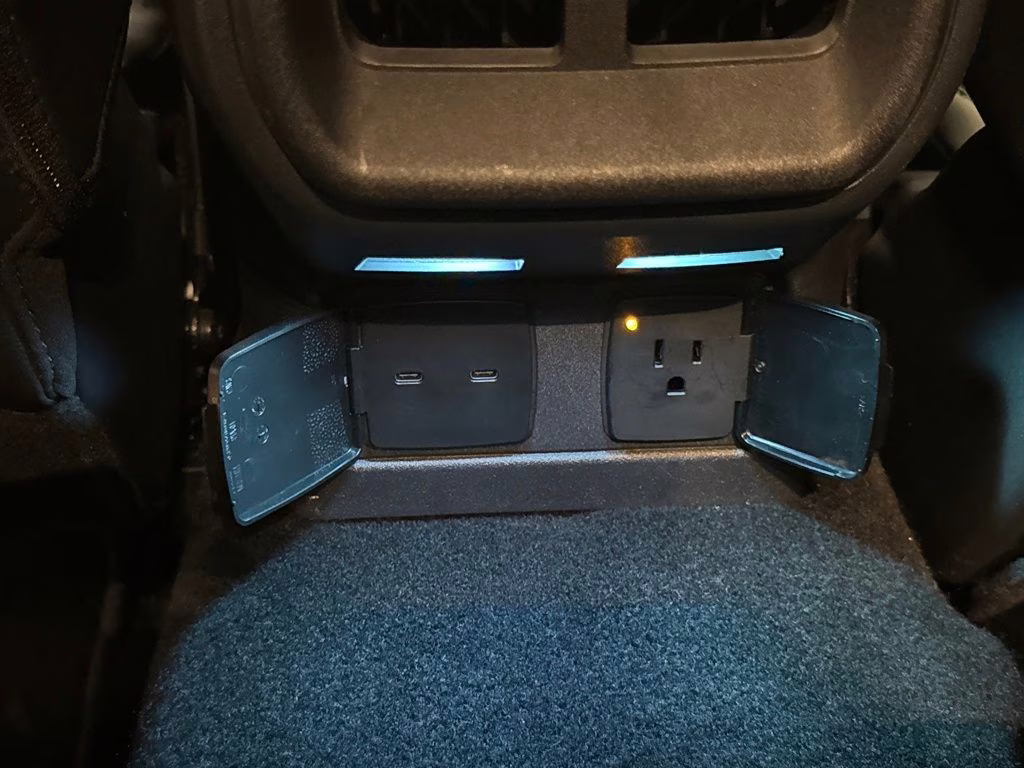 2025 Desert Sand Ford Bronco Outer Banks 4X4 SUV