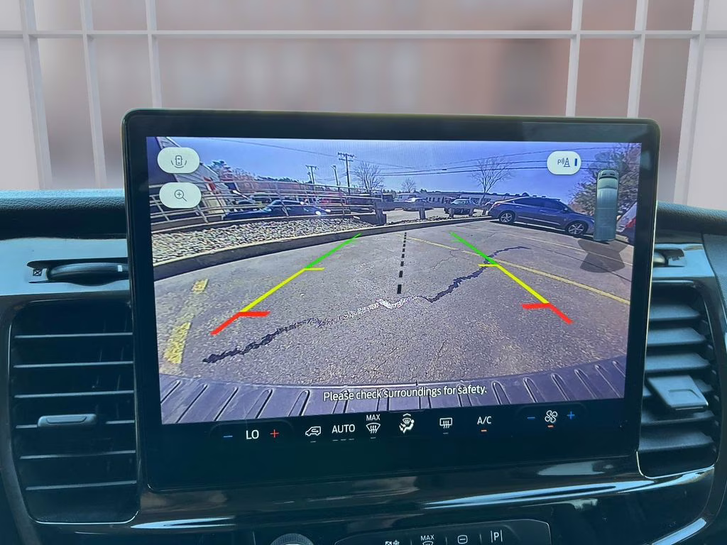 2024 Oxford White Ford Transit-350 XLT RWD Crossover