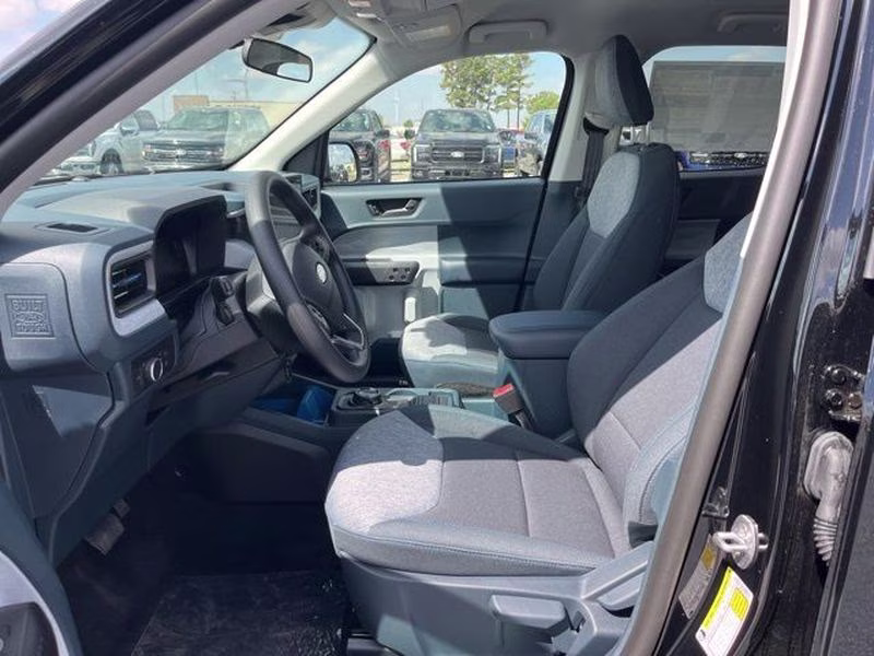 2026 Shadow Black Ford Maverick XLT FWD Truck