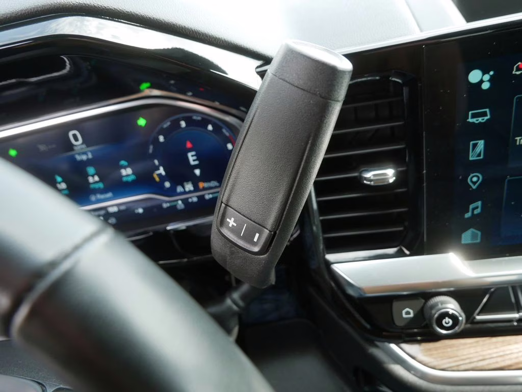 2025 Summit White Chevrolet Silverado 2500HD LT 4X4 Truck