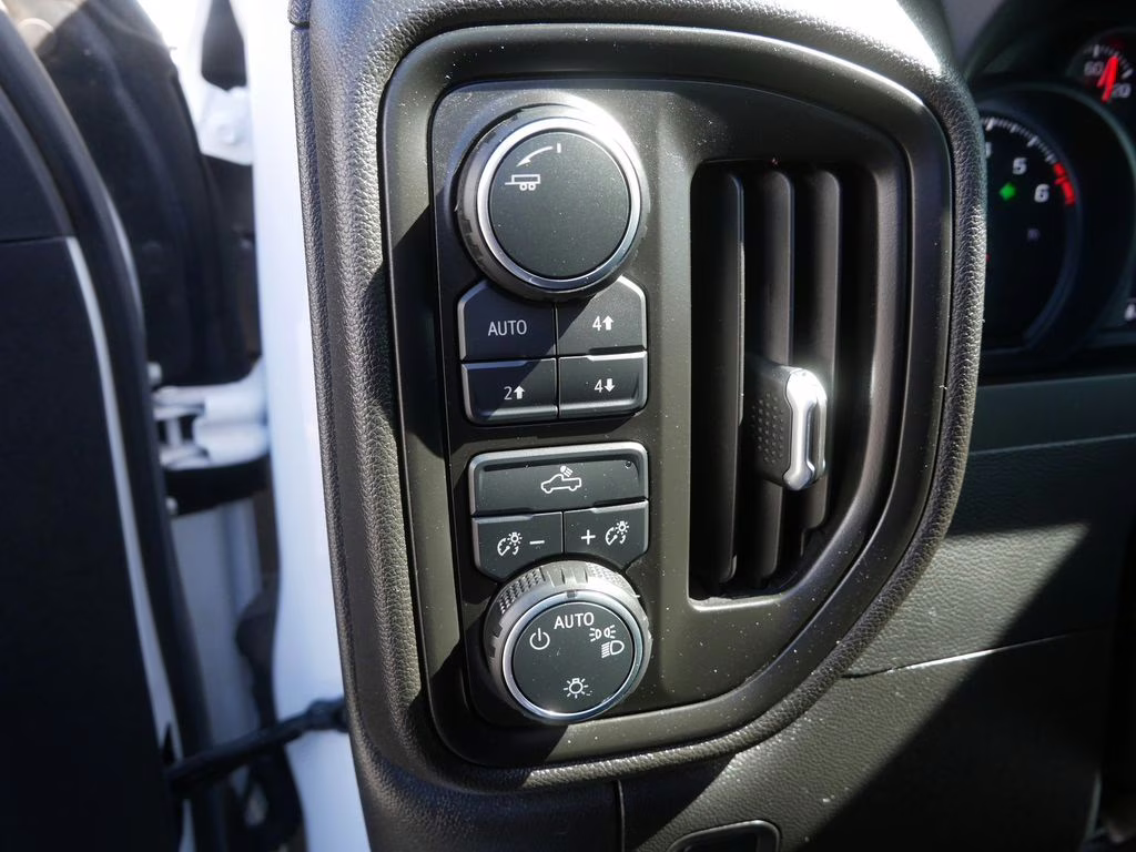 2025 Summit White Chevrolet Silverado 1500 WT 4X4 Truck