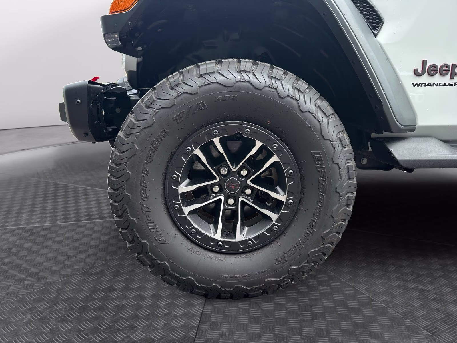 2024 Bright White Clearcoat Jeep Wrangler Rubicon 4X4 SUV