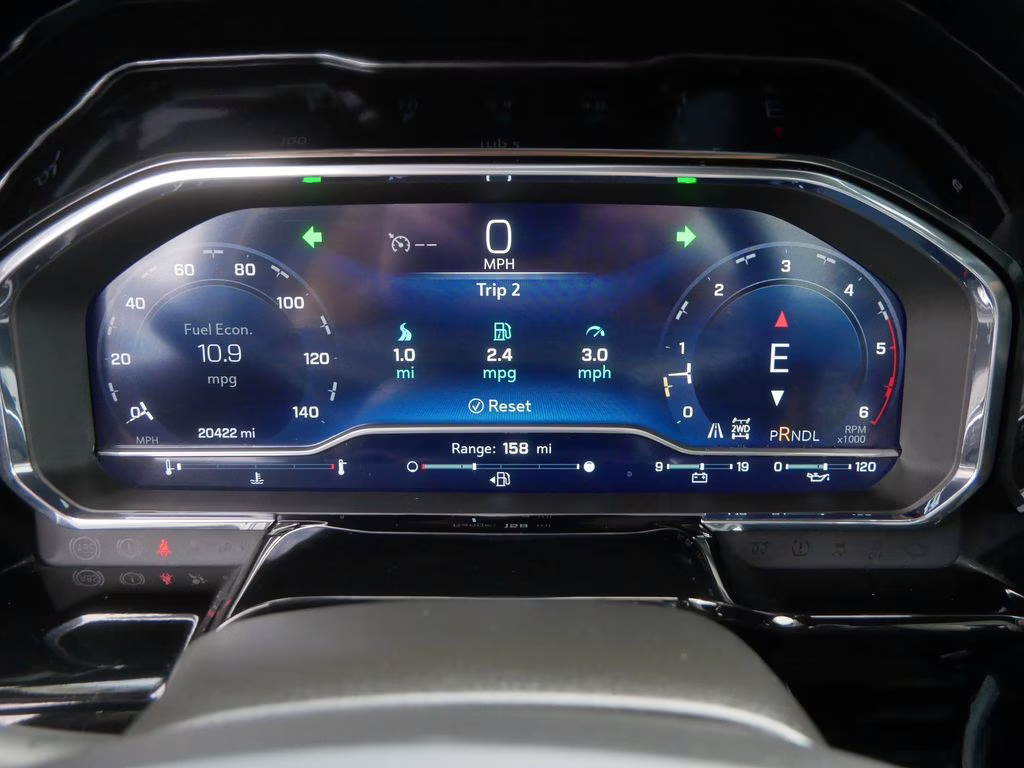 2025 Summit White Chevrolet Silverado 2500HD LT 4X4 Truck