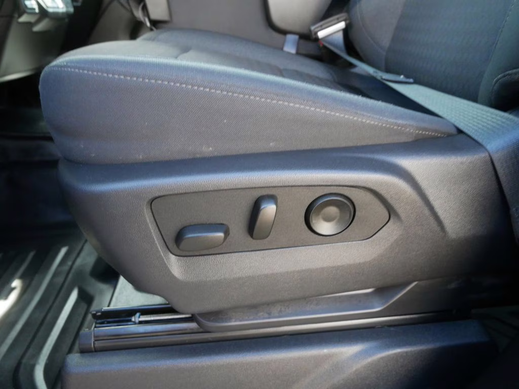 2025 Summit White Chevrolet Silverado 1500 WT 4X4 Truck