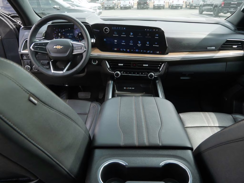 2025 Black Chevrolet Suburban High Country 4X4 SUV