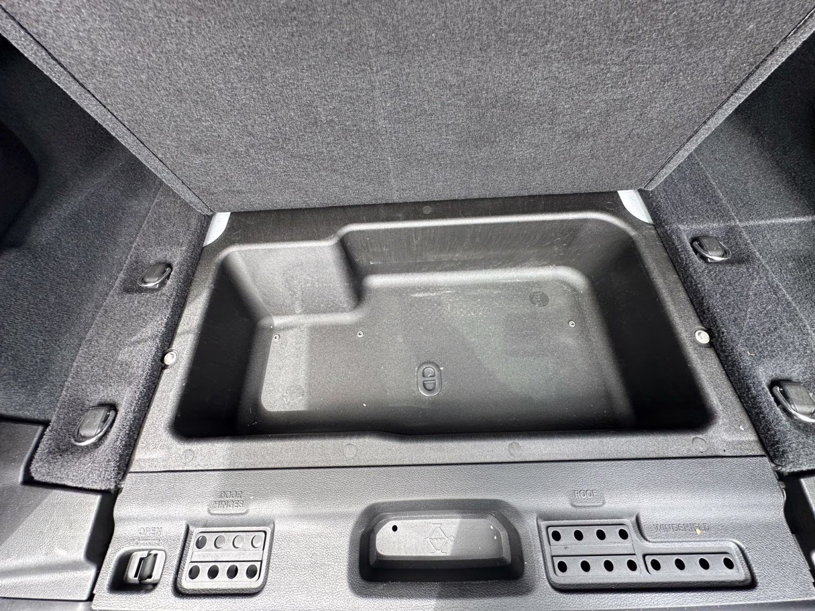 2024 Bright White Clearcoat Jeep Wrangler Rubicon 4X4 SUV
