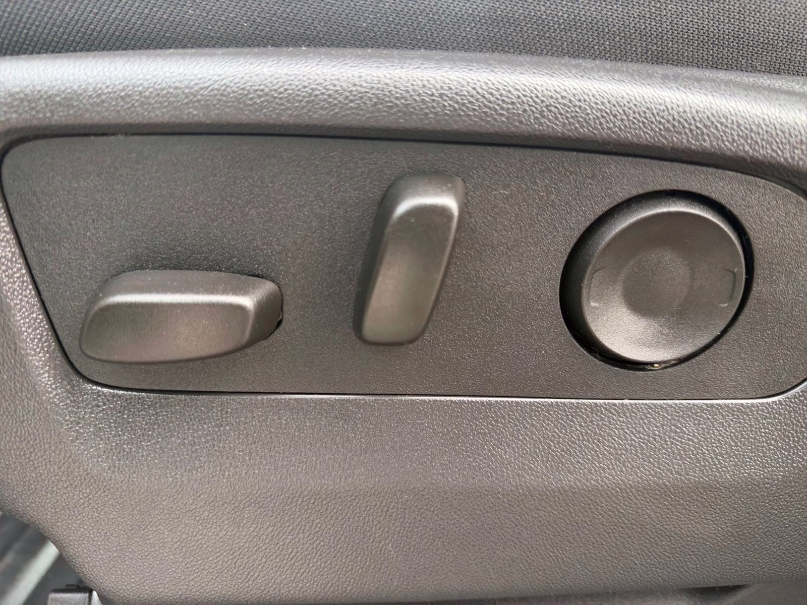 2025 Summit White Chevrolet Silverado 1500 WT 4X4 Truck