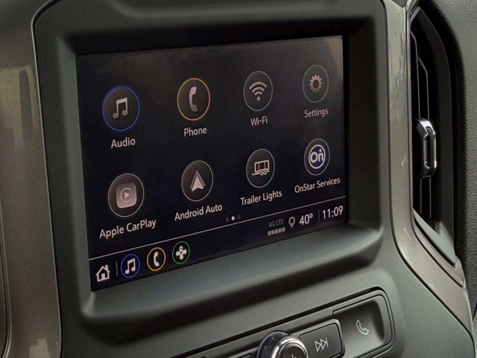 2025 Summit White Chevrolet Silverado 1500 WT 4X4 Truck