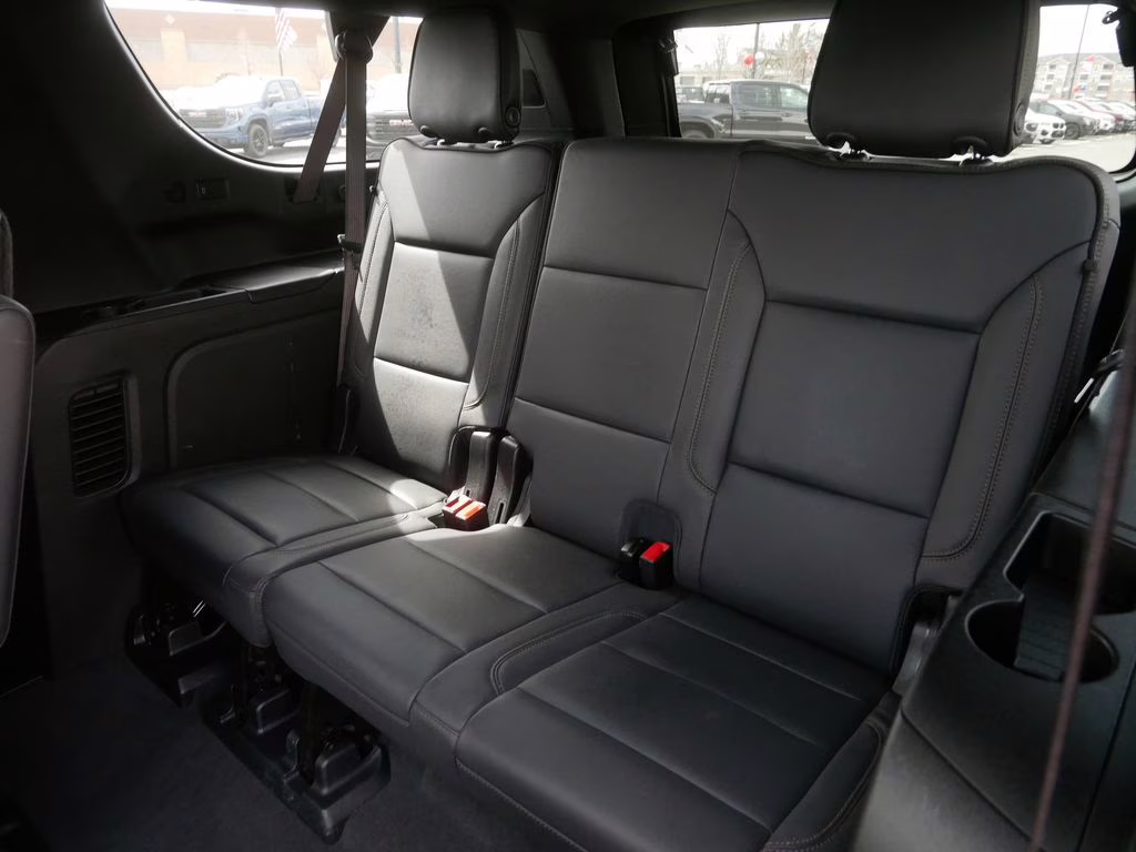 2025 Black Chevrolet Suburban High Country 4X4 SUV