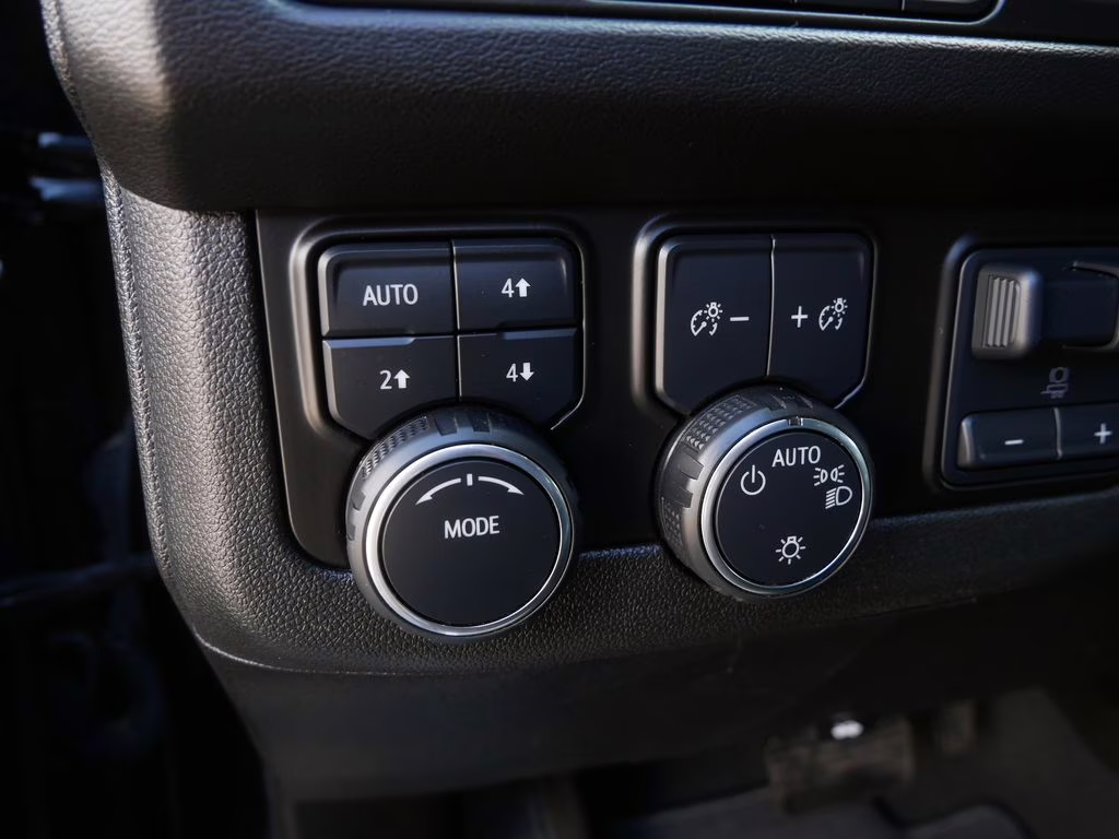 2024 Black Chevrolet Suburban RST 4X4 SUV