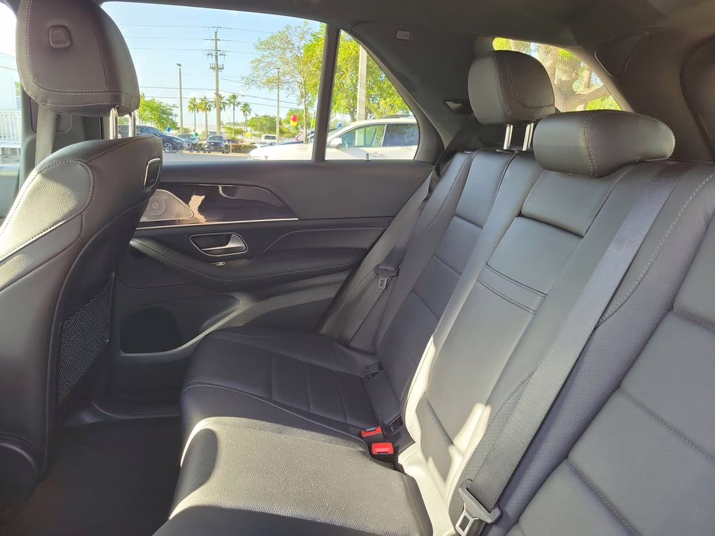 2020 Mojave Silver Metallic Mercedes-Benz GLE SUV GLE350 4MATIC AWD SUV