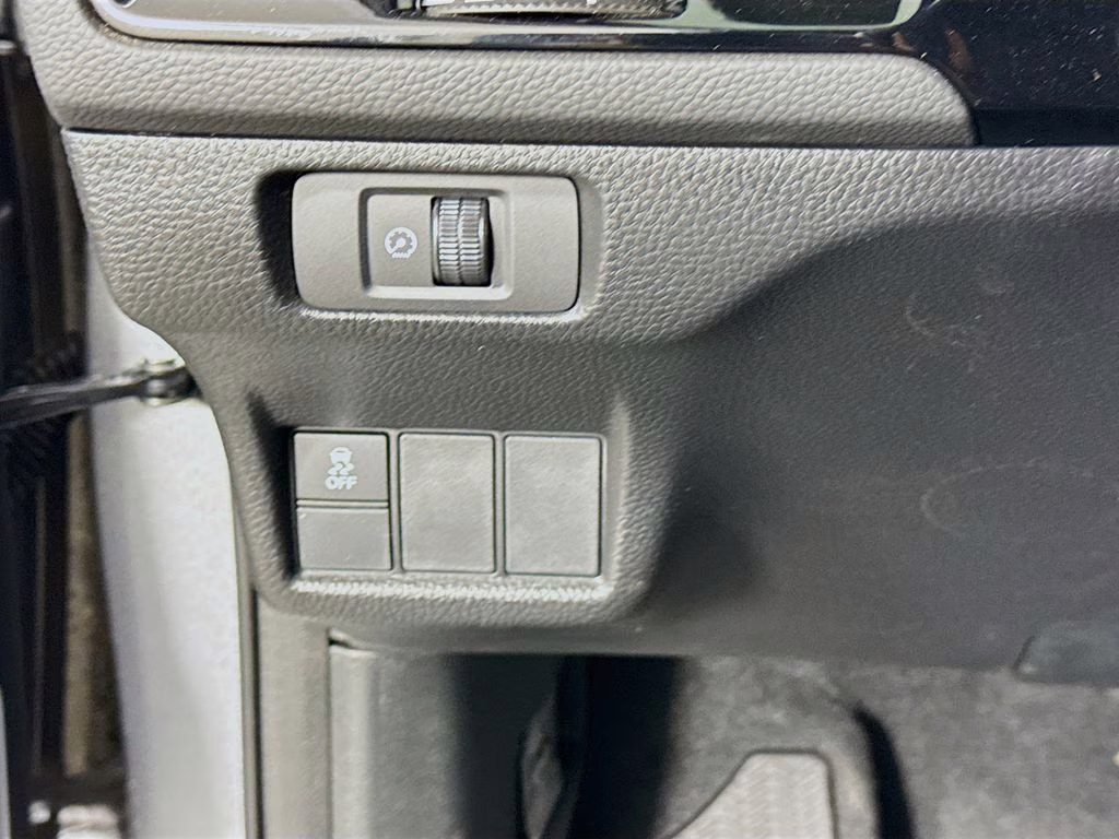 2026 Solar Silver Metallic Honda Civic Sport FWD Hatchback