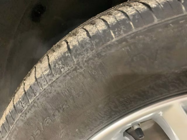 2023 Gravity Gray Kia Soul LX FWD Hatchback