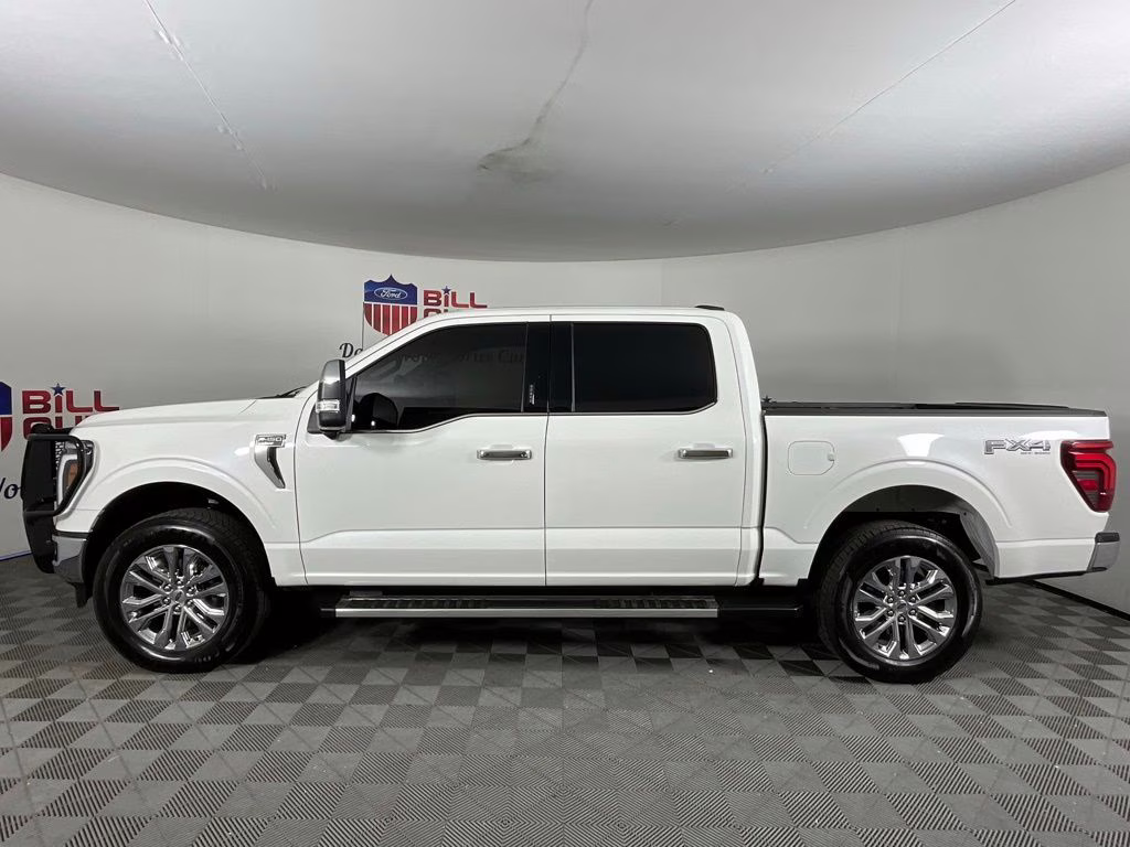 2024 White Metallic Ford F-150 Lariat 4X4 Truck