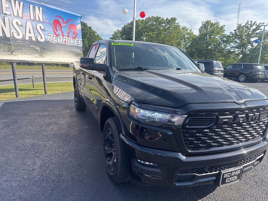 2025 Diamond Black Crystal Pearlcoat Ram 1500 Big Horn 4X4 Truck