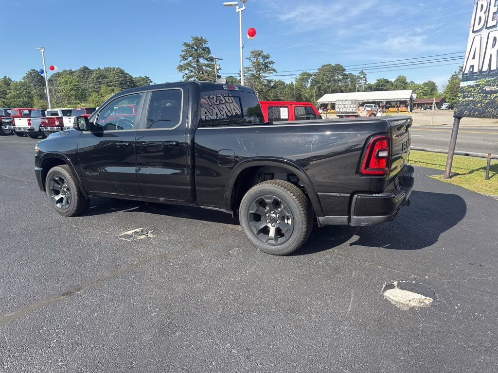 2025 Diamond Black Crystal Pearlcoat Ram 1500 Big Horn 4X4 Truck