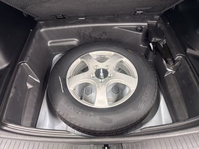 2023 Bright White Clearcoat Jeep Grand Cherokee Limited 4X4 SUV