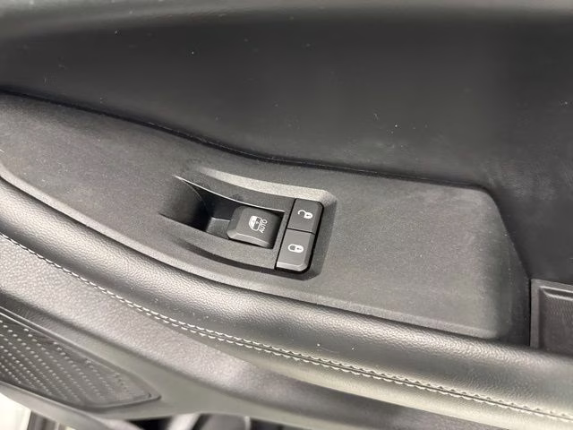 2023 Bright White Clearcoat Jeep Grand Cherokee Limited 4X4 SUV