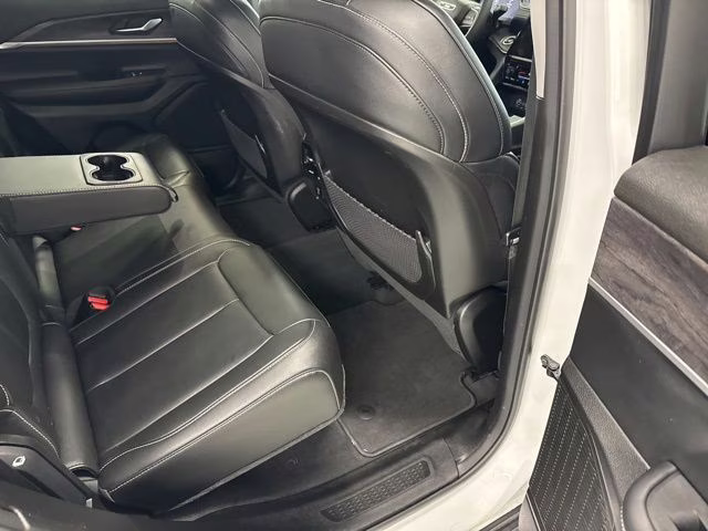 2023 Bright White Clearcoat Jeep Grand Cherokee Limited 4X4 SUV