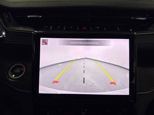 2023 Bright White Clearcoat Jeep Grand Cherokee Limited 4X4 SUV