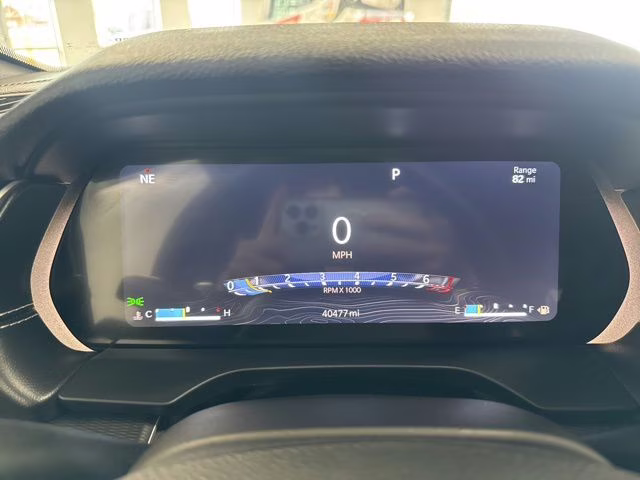 2023 Diamond Black Crystal Pearlcoat Jeep Grand Cherokee L Altitude 4X4 SUV