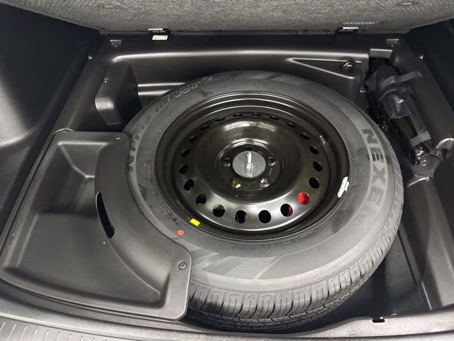 2023 Diamond Black Crystal Pearlcoat Jeep Grand Cherokee 4xe 4X4 SUV