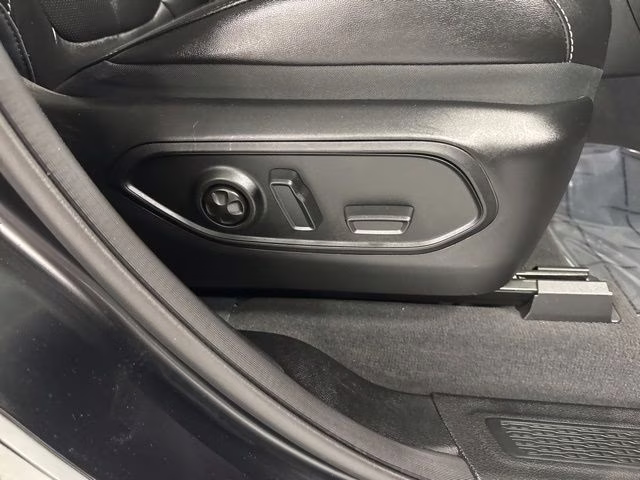 2023 Diamond Black Crystal Pearlcoat Jeep Grand Cherokee 4xe 4X4 SUV